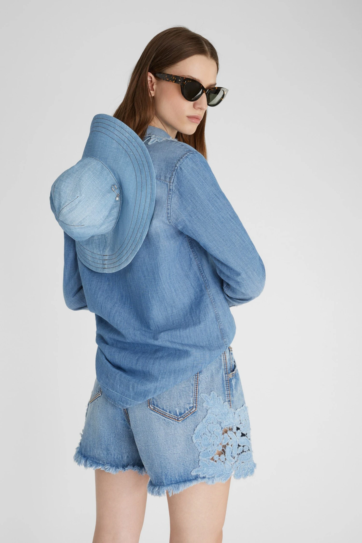 ERMANNO SCERVINO Wide-brimmed Hat In Marocain With Jeans Print And Adjustable Straps 5 ERMANNO SCERVINO Wide-brimmed Hat In Marocain With Jeans Print And Adjustable Straps - Image 3