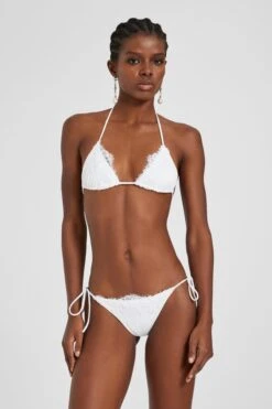 ERMANNO SCERVINO White Bikini With Triangle And Chantilly Lace -Angelina Store D464Y713LVY 10601 02 e6095e0d d54e 49aa b5e2 9806b835a825