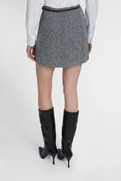 ERMANNO SCERVINO Virgin Wool Blend Mini Skirt With Herringbone Pattern 11 ERMANNO SCERVINO Virgin Wool Blend Mini Skirt With Herringbone Pattern -Angelina Store D472O316UAP T4701 05