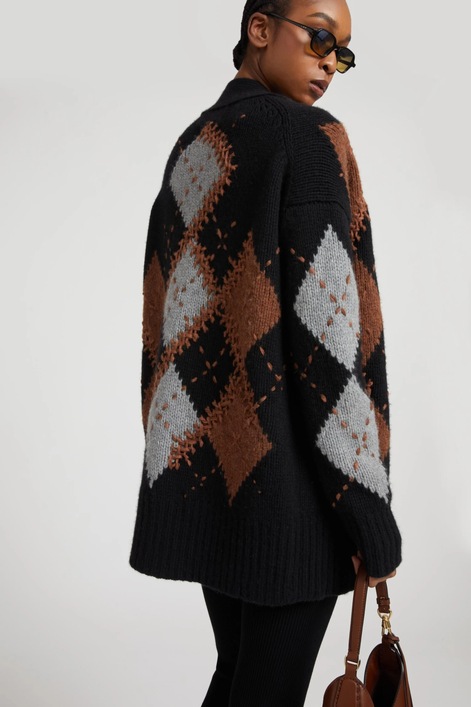 ERMANNO SCERVINO Cashmere Cardigan With Argyle Motif In Contrasting Shades 5 ERMANNO SCERVINO Cashmere Cardigan With Argyle Motif In Contrasting Shades - Image 3